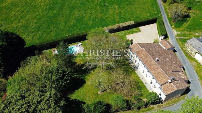 Image No.1-4 Bed House for sale