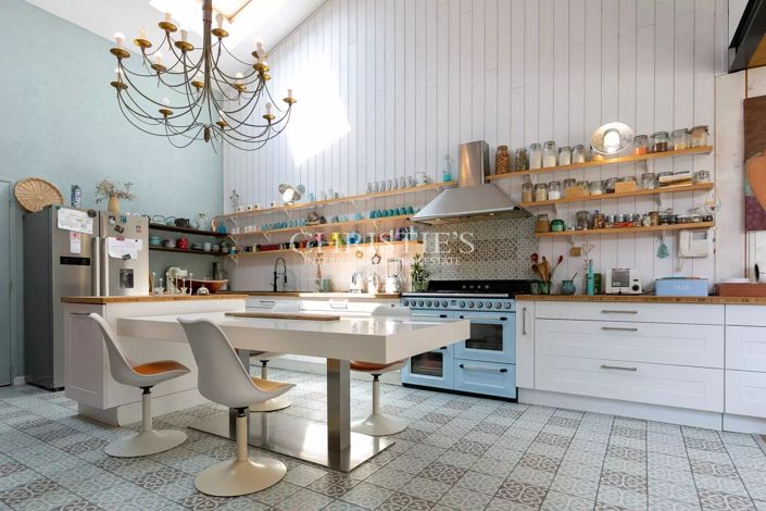 Image No.2-5 Bed House for sale