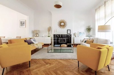 1 - La Rochelle, House