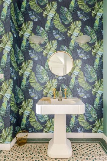 Image No.9-6 Bed House for sale