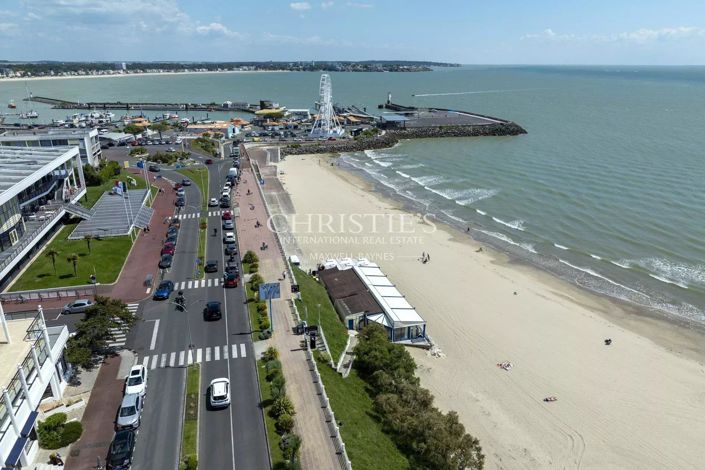 Image No.19-4 Bed Apartment for sale