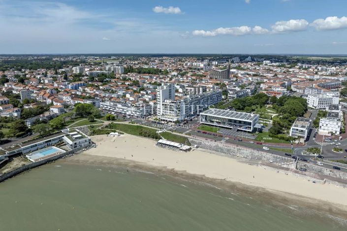 Image No.20-4 Bed Apartment for sale