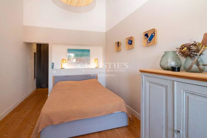 Image No.7-4 Bed House for sale