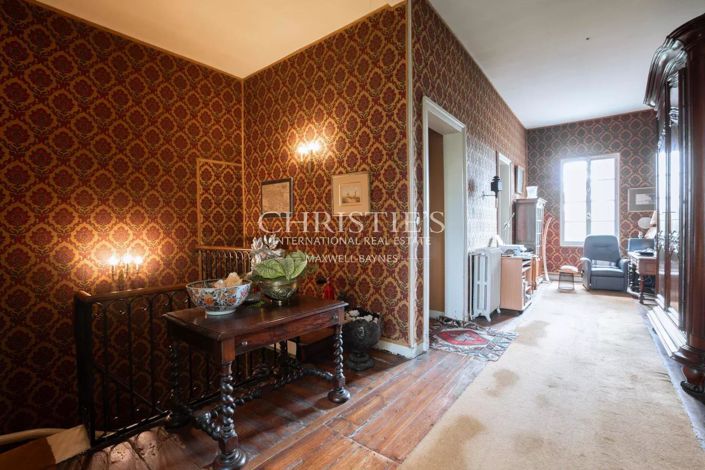 Image No.22-6 Bed House for sale