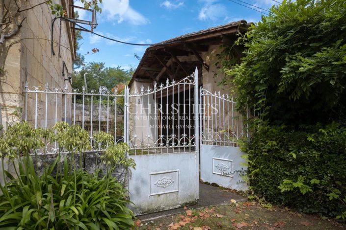 Image No.6-6 Bed House for sale