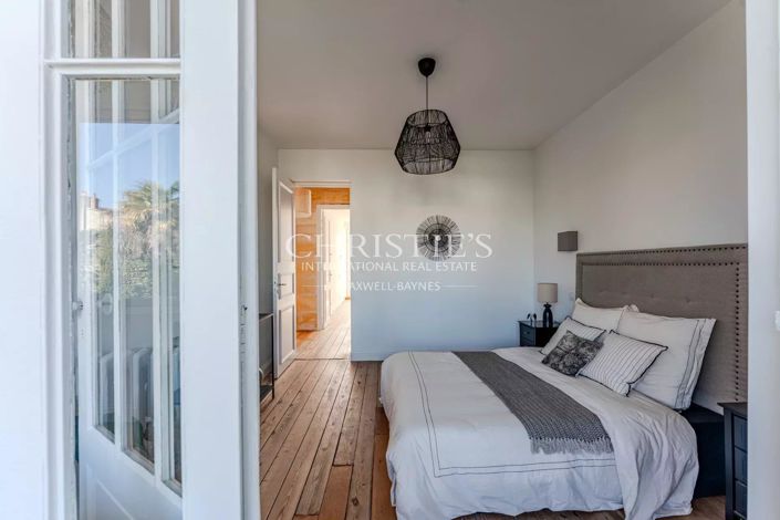 Image No.20-4 Bed House for sale