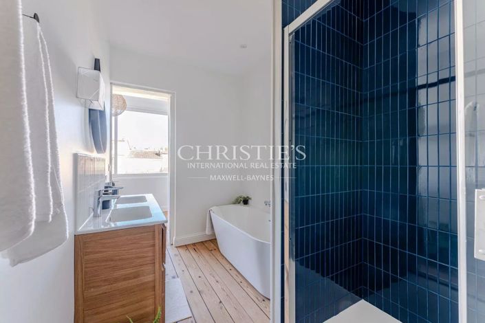 Image No.22-4 Bed House for sale