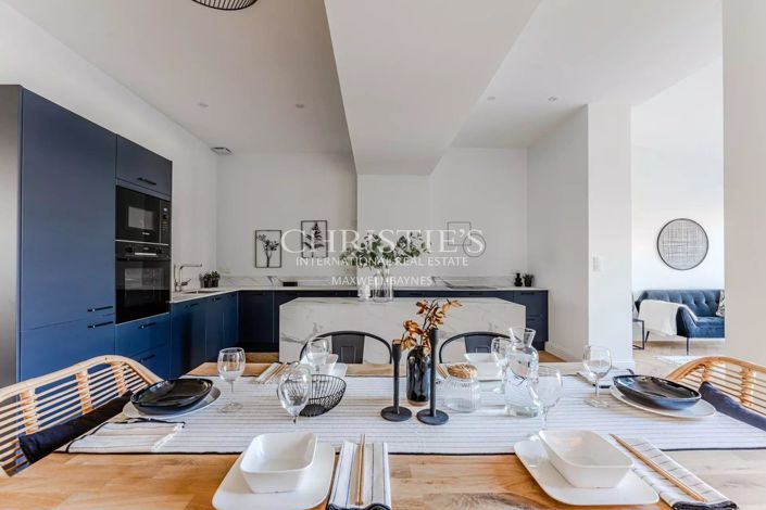 Image No.6-4 Bed House for sale