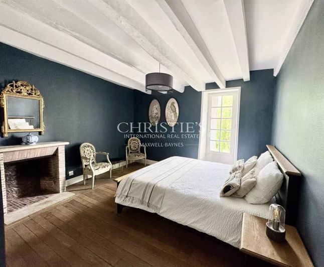 Image No.26-16 Bed House for sale