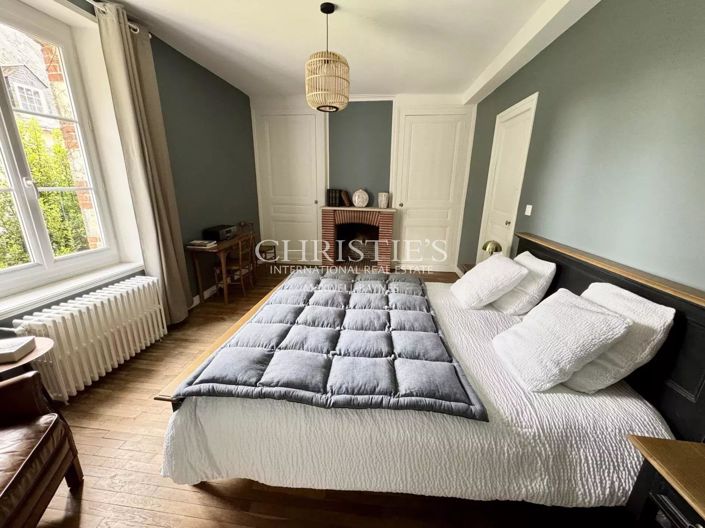 Image No.32-16 Bed House for sale