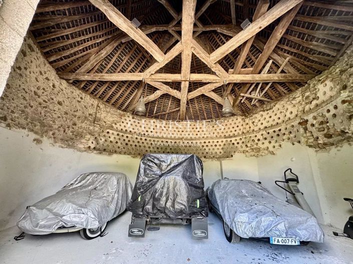 Image No.43-16 Bed House for sale