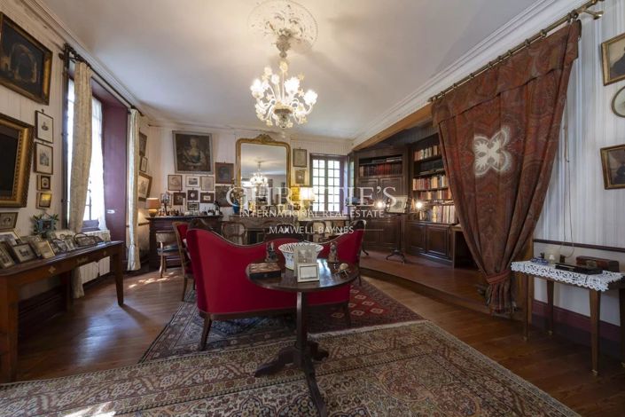 Image No.10-Maison de 9 chambres à vendre à Saintes