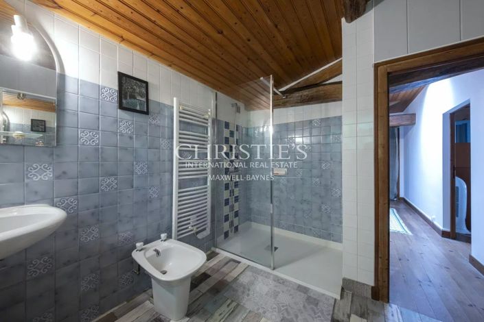 Image No.23-Maison de 9 chambres à vendre à Saintes