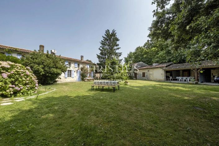 Image No.4-Maison de 9 chambres à vendre à Saintes