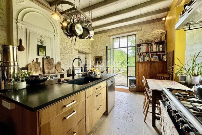 Image No.13-6 Bed House for sale