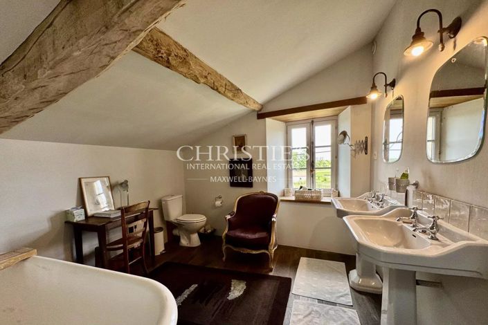 Image No.37-6 Bed House for sale