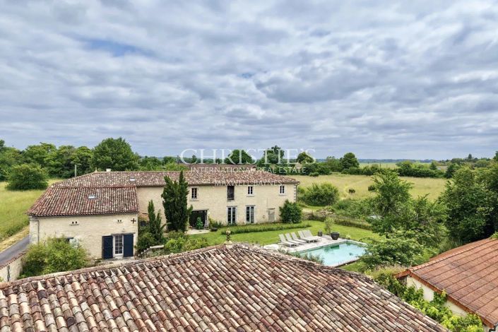 Image No.52-6 Bed House for sale