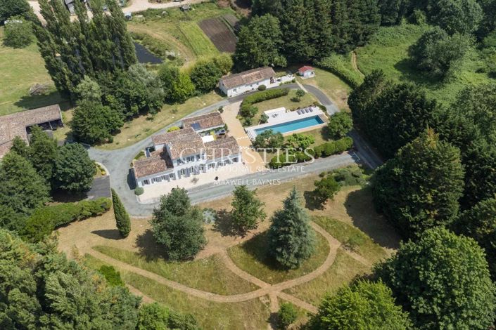 Image No.2-5 Bed House for sale