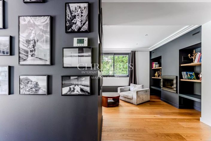 Image No.7-5 Bed House for sale