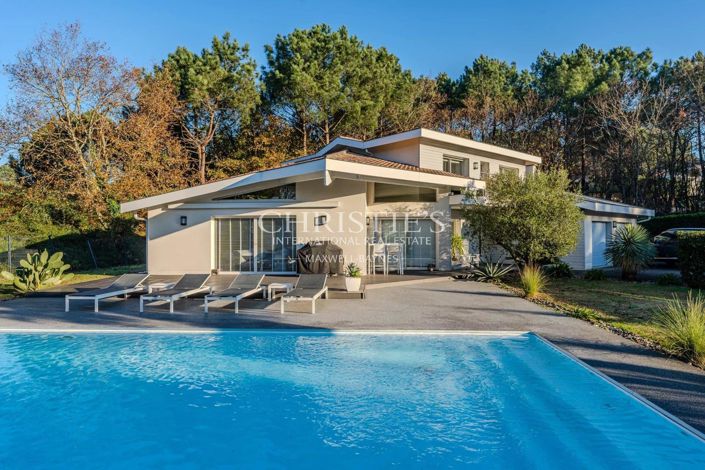 Image No.13-4 Bed House for sale