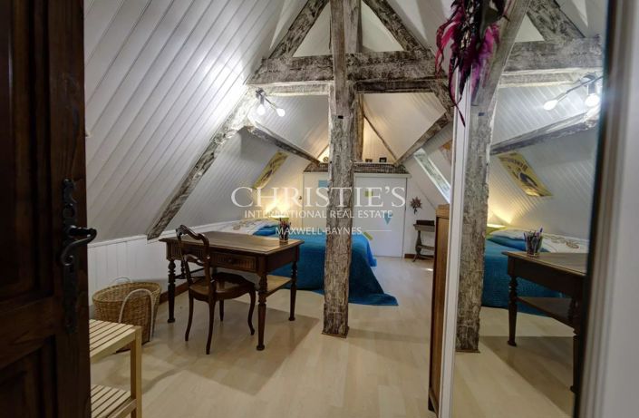 Image No.15-3 Bed House for sale