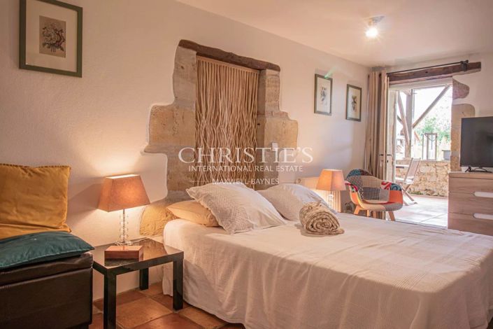 Image No.12-8 Bed House for sale