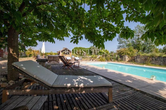 Image No.3-8 Bed House for sale