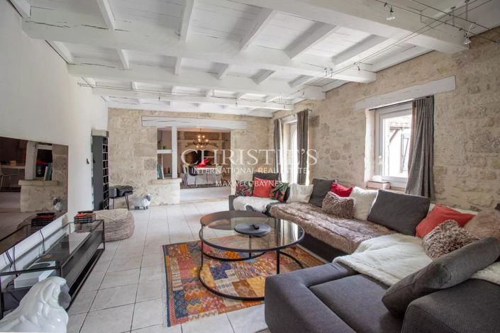 Image No.11-9 Bed House for sale