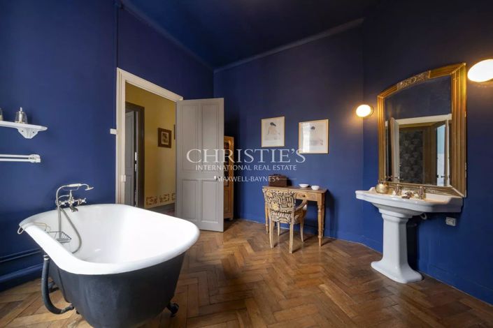 Image No.10-5 Bed House for sale