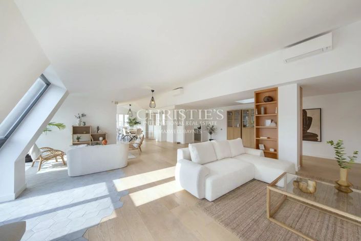 Image No.22-4 Bed Apartment for sale