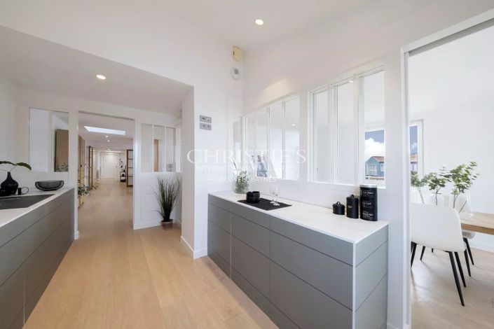 Image No.6-4 Bed Apartment for sale