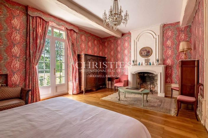 Image No.14-13 Bed House for sale