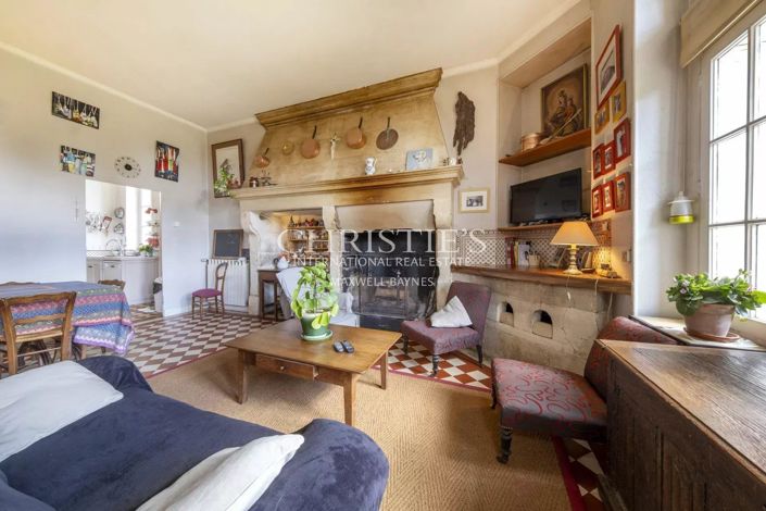 Image No.13-14 Bed House for sale