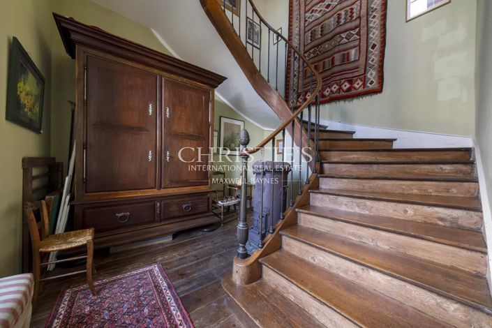 Image No.32-14 Bed House for sale