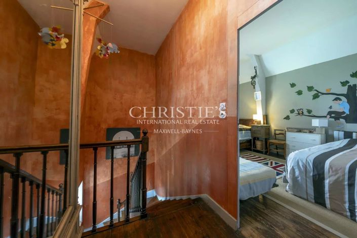 Image No.34-14 Bed House for sale