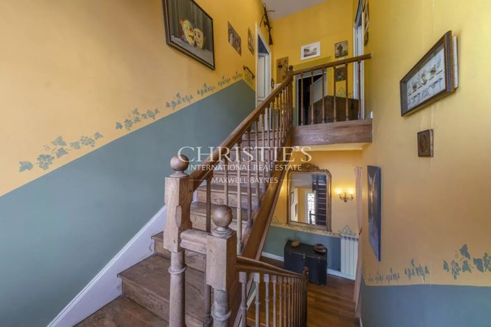 Image No.35-14 Bed House for sale