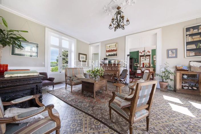 Image No.7-14 Bed House for sale