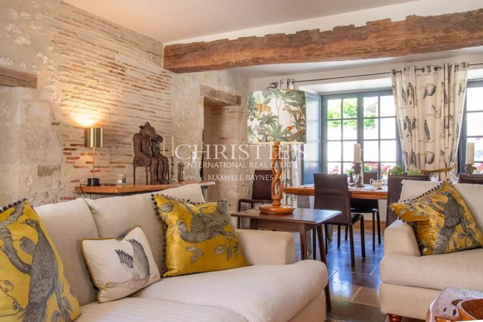 Image No.12-4 Bed House for sale