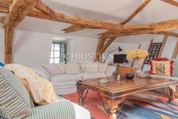 Image No.22-4 Bed House for sale