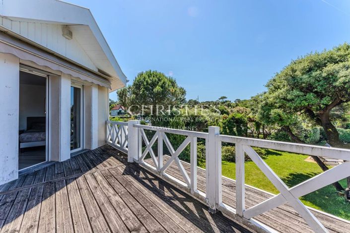 Image No.7-4 Bed House for sale