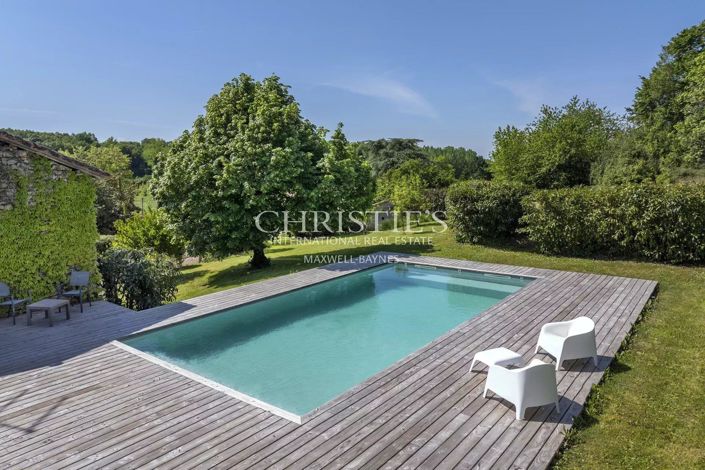 Image No.5-6 Bed House for sale