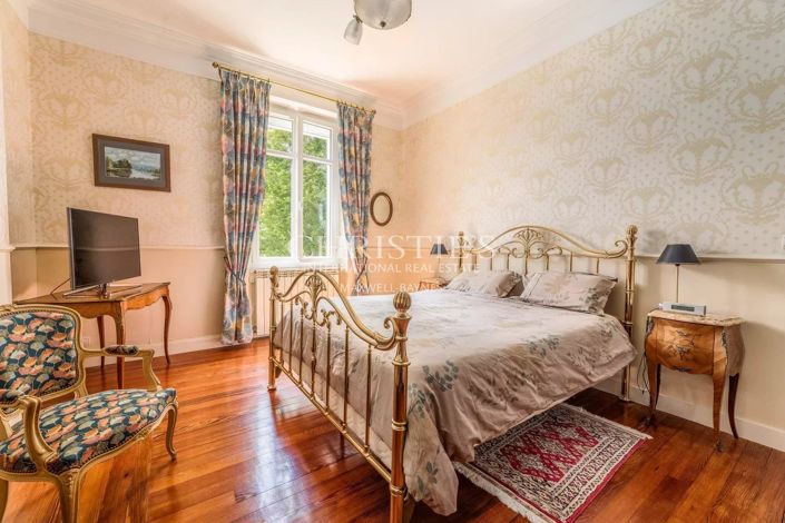 Image No.14-6 Bed House for sale