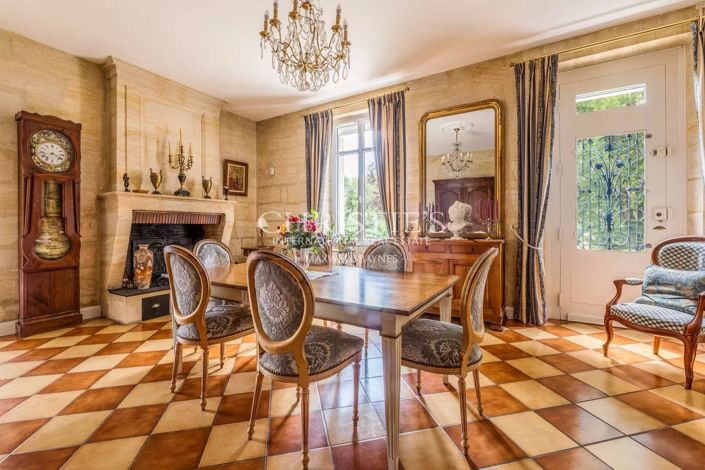 Image No.9-6 Bed House for sale