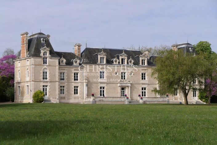 Image No.1-Maison de 10 chambres à vendre à Dienné