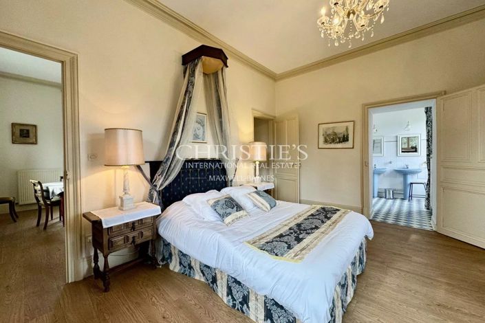 Image No.25-Maison de 10 chambres à vendre à Dienné