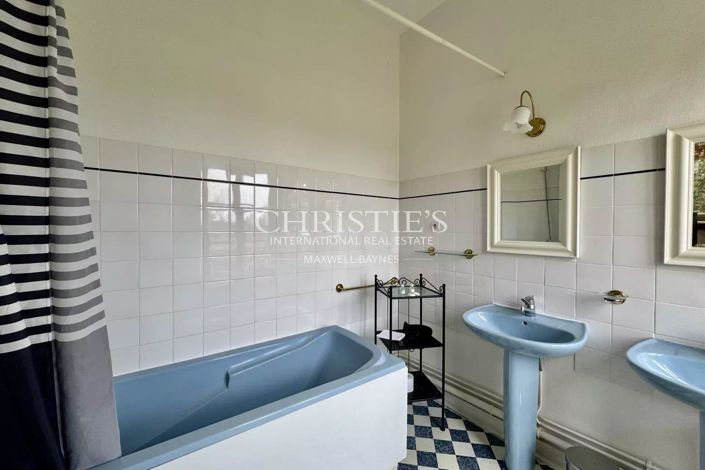 Image No.26-Maison de 10 chambres à vendre à Dienné