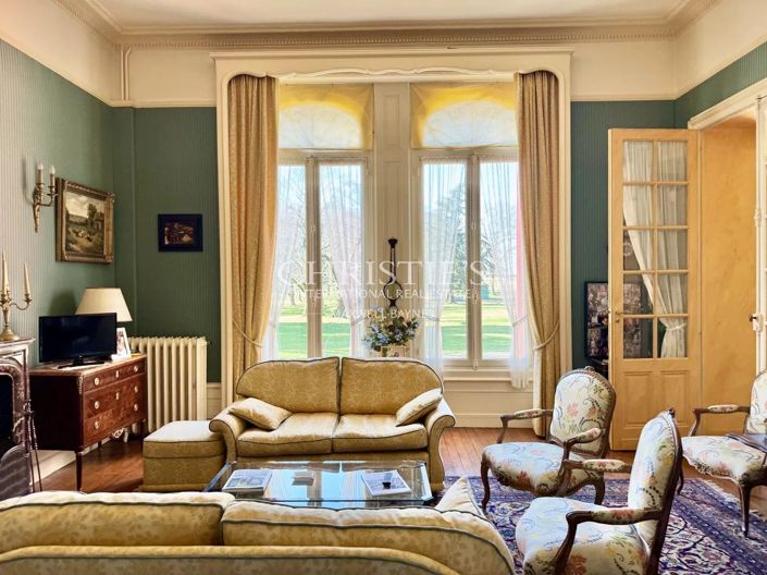 Image No.13-18 Bed House for sale