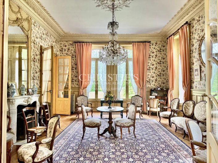 Image No.4-18 Bed House for sale