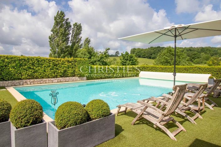 Image No.26-4 Bed House for sale