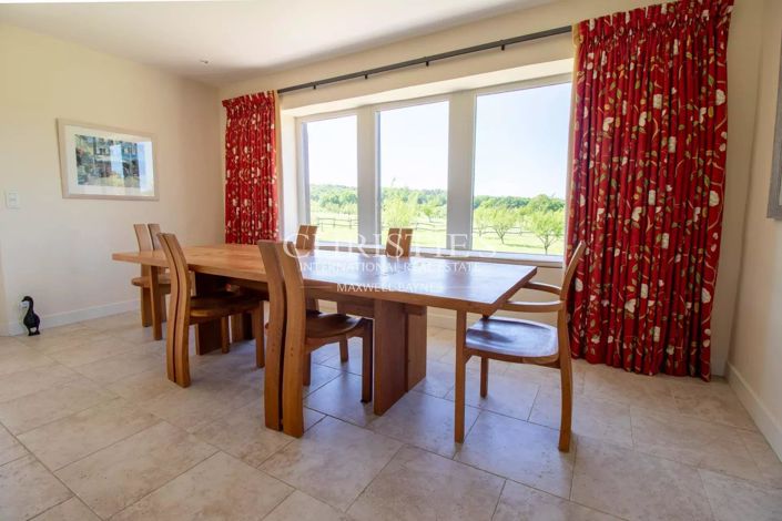 Image No.11-3 Bed House for sale